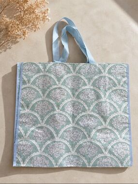 Hydrangea print reusable tote bag
